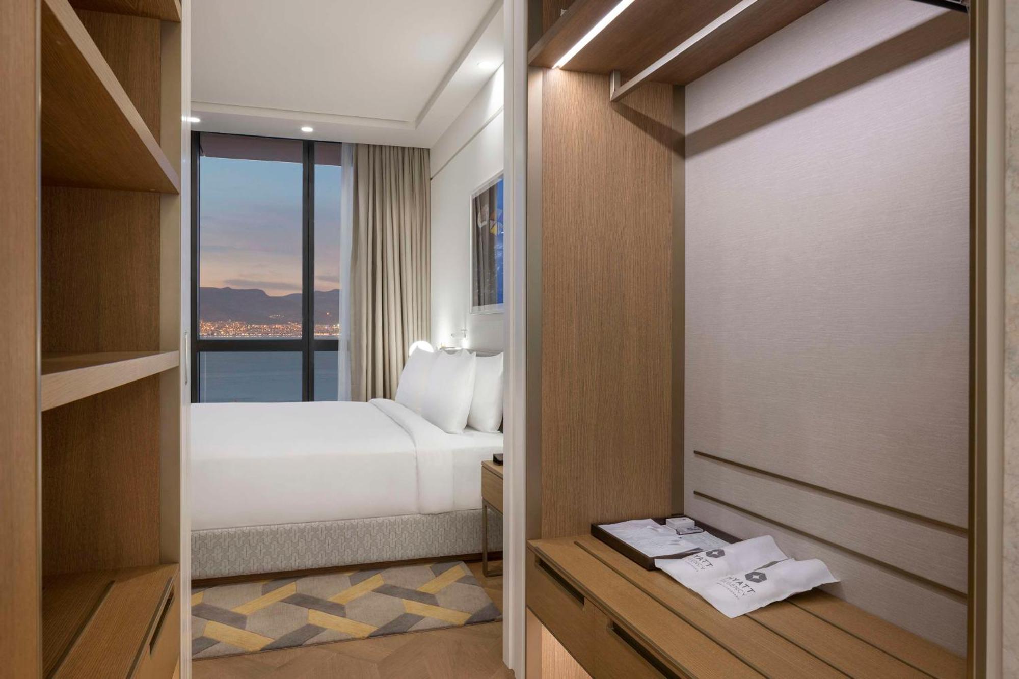 Hotel Hyatt Regency Izmir Istinyepark Exterior foto