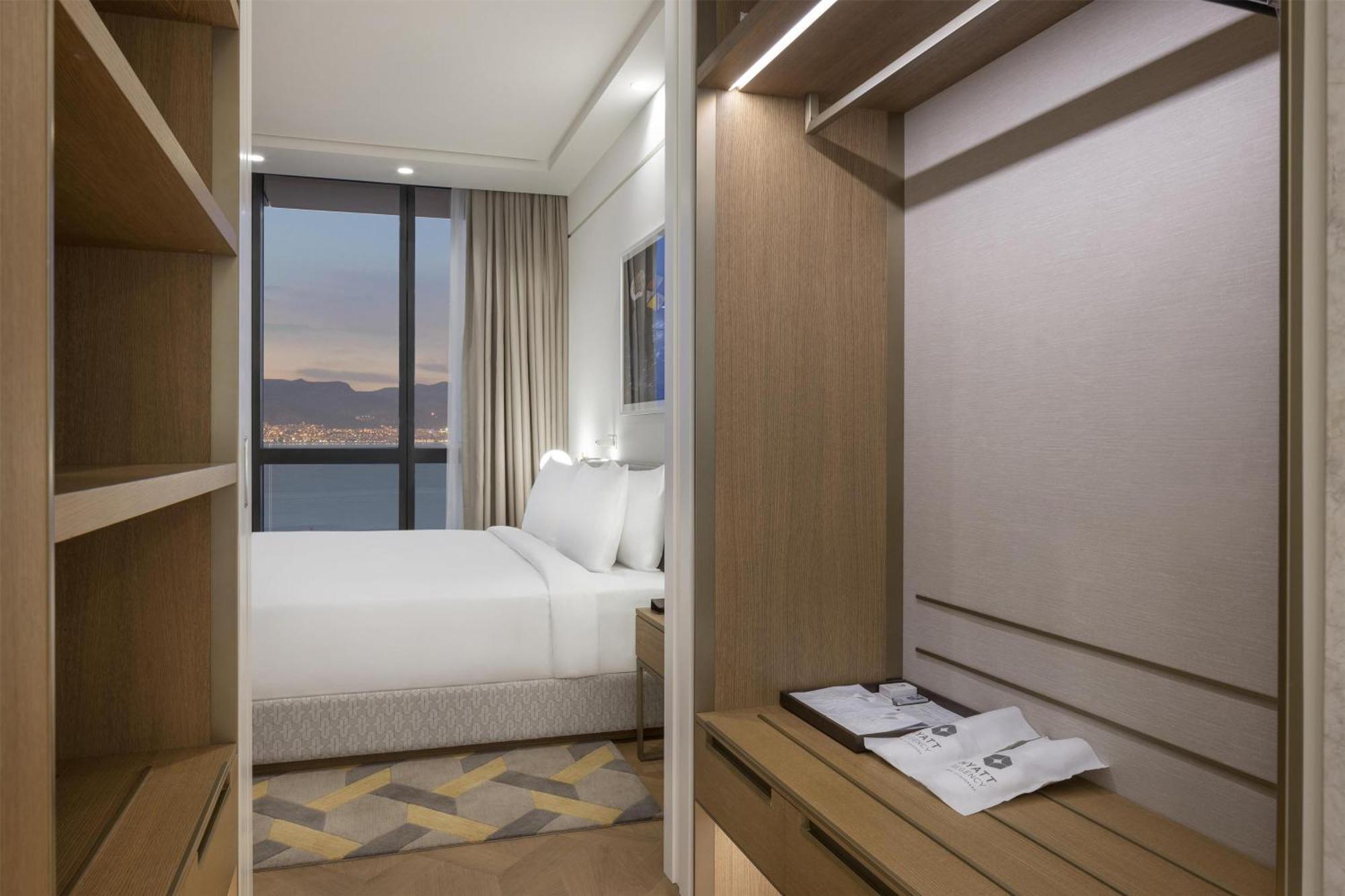 Hotel Hyatt Regency Izmir Istinyepark Exterior foto