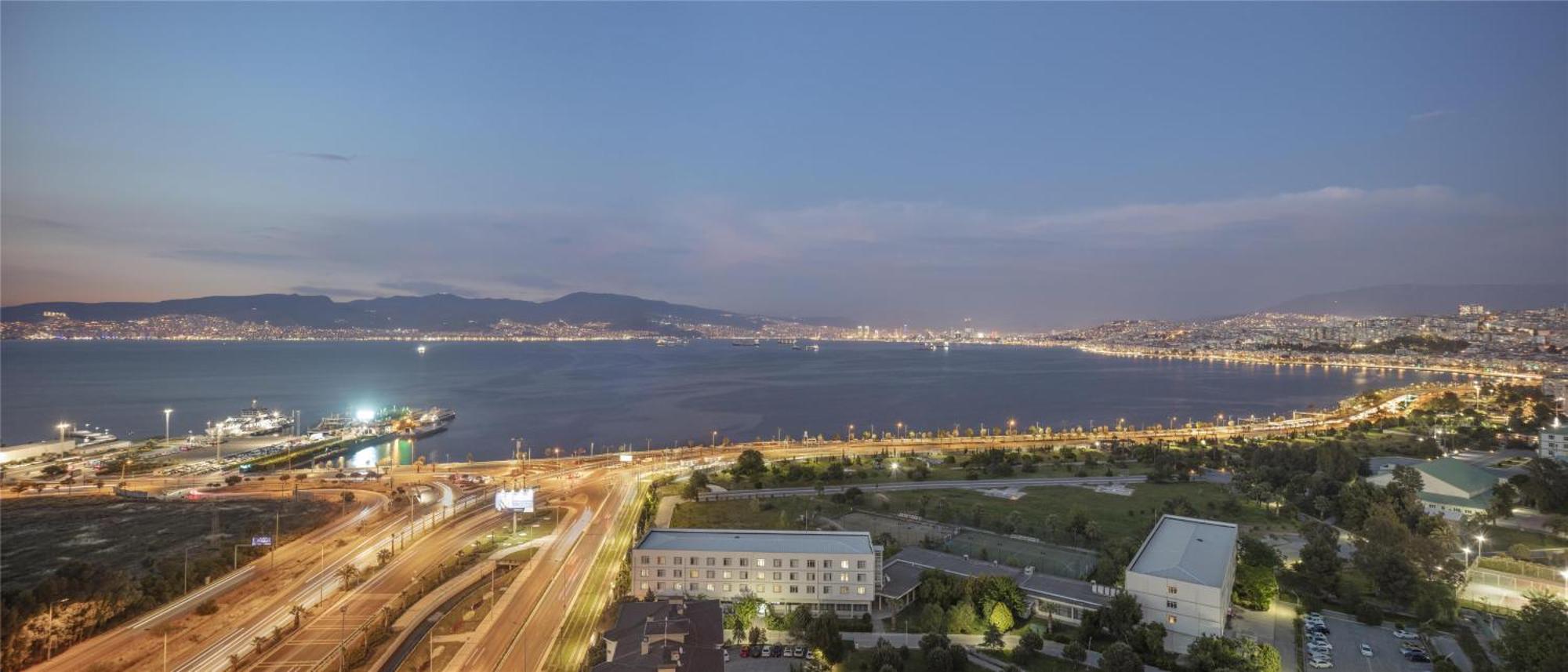 Hotel Hyatt Regency Izmir Istinyepark Exterior foto